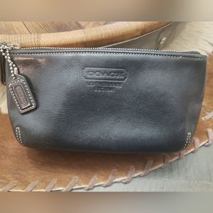 Vintage Authentic Coach Leather Makeup Bag!